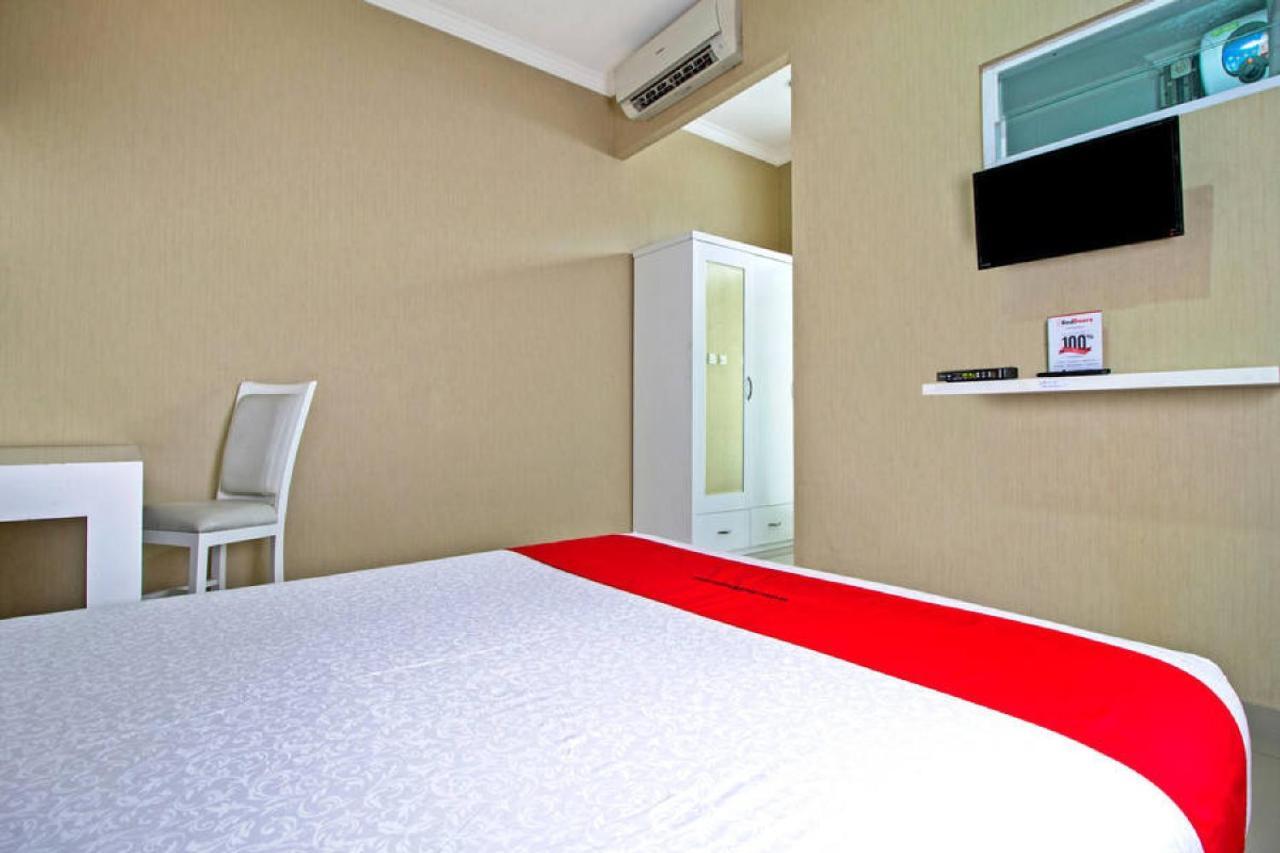Hotel Reddoorz @ Pulomas Jakarta Exteriér fotografie